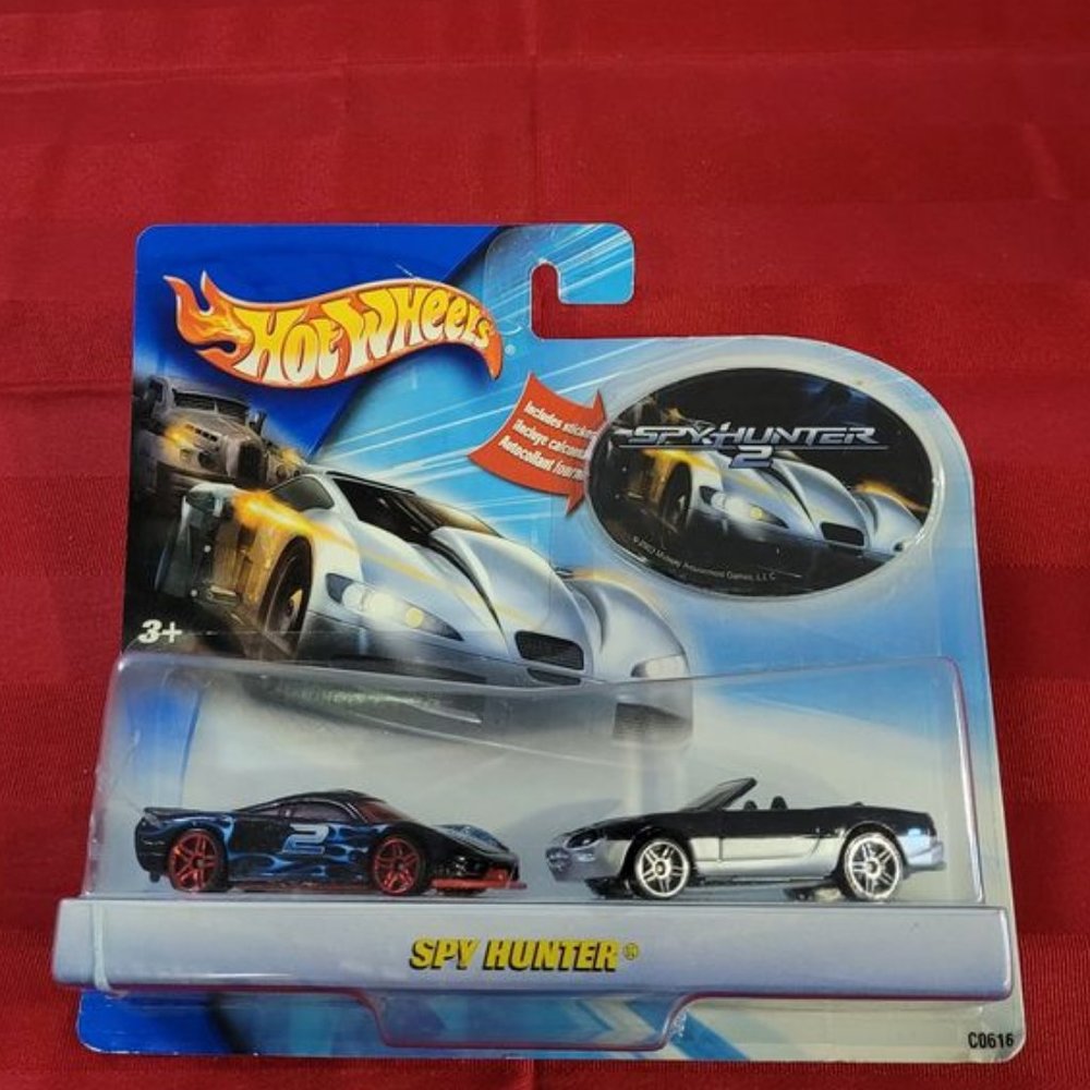 2003 HOT WHEELS, SPY HUNTER 2, SALEEN S7 VS JAGUAR XKR, MINT IN THE PACKAGE!!!